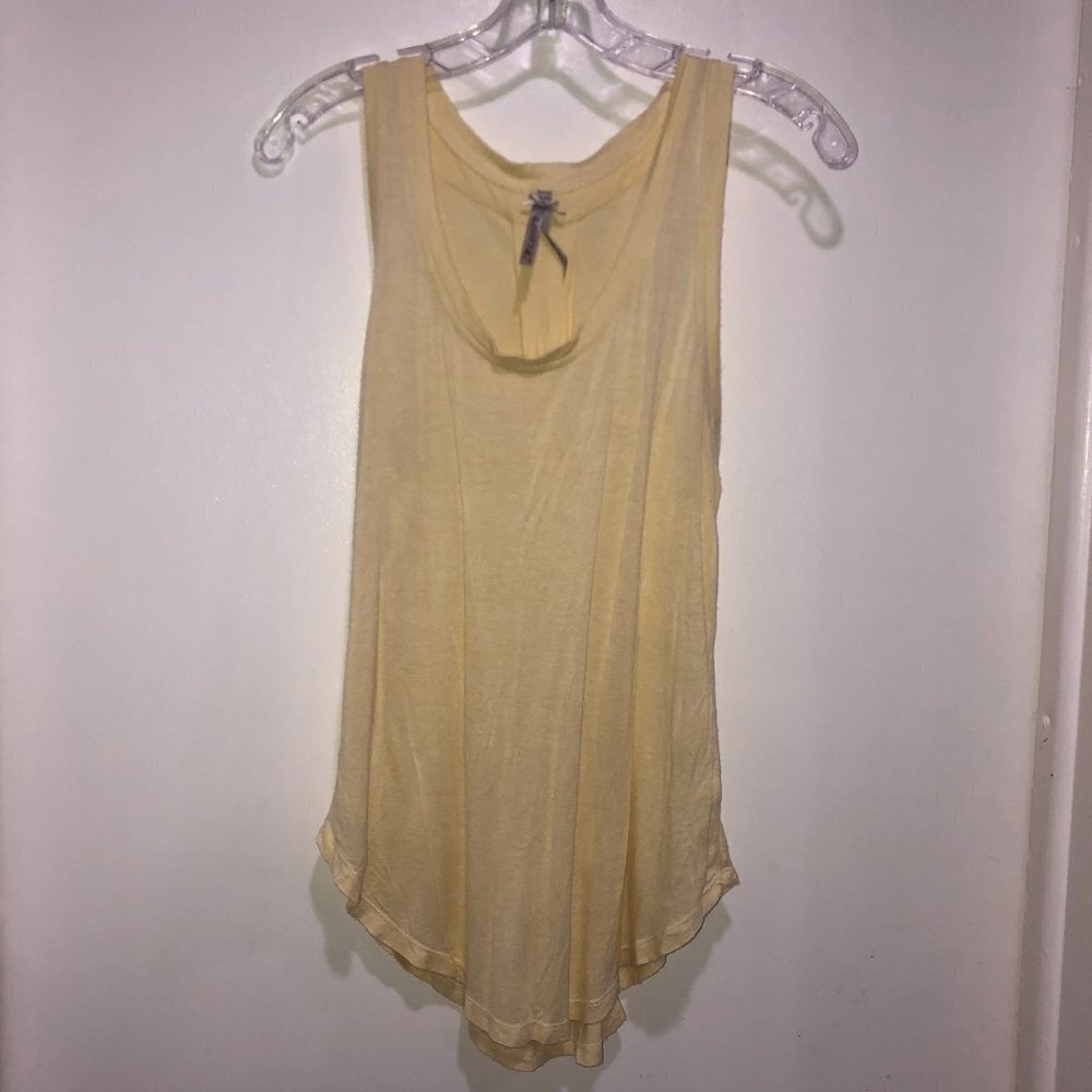 𝅺ladies Jo & Co tank Size M
